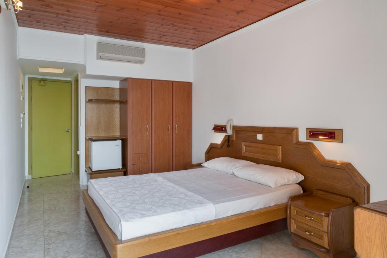 Binji Hotel Epidaurus Екстериор снимка