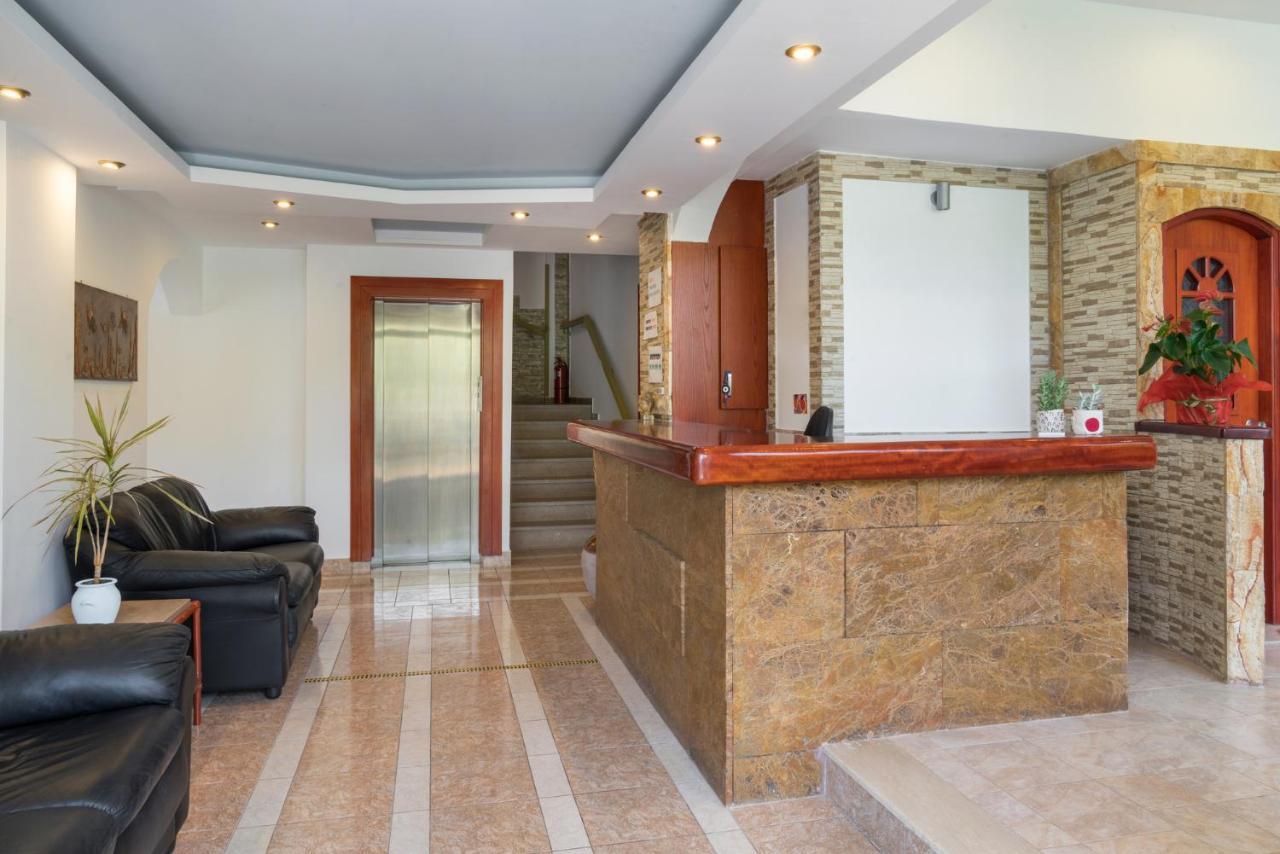 Binji Hotel Epidaurus Екстериор снимка