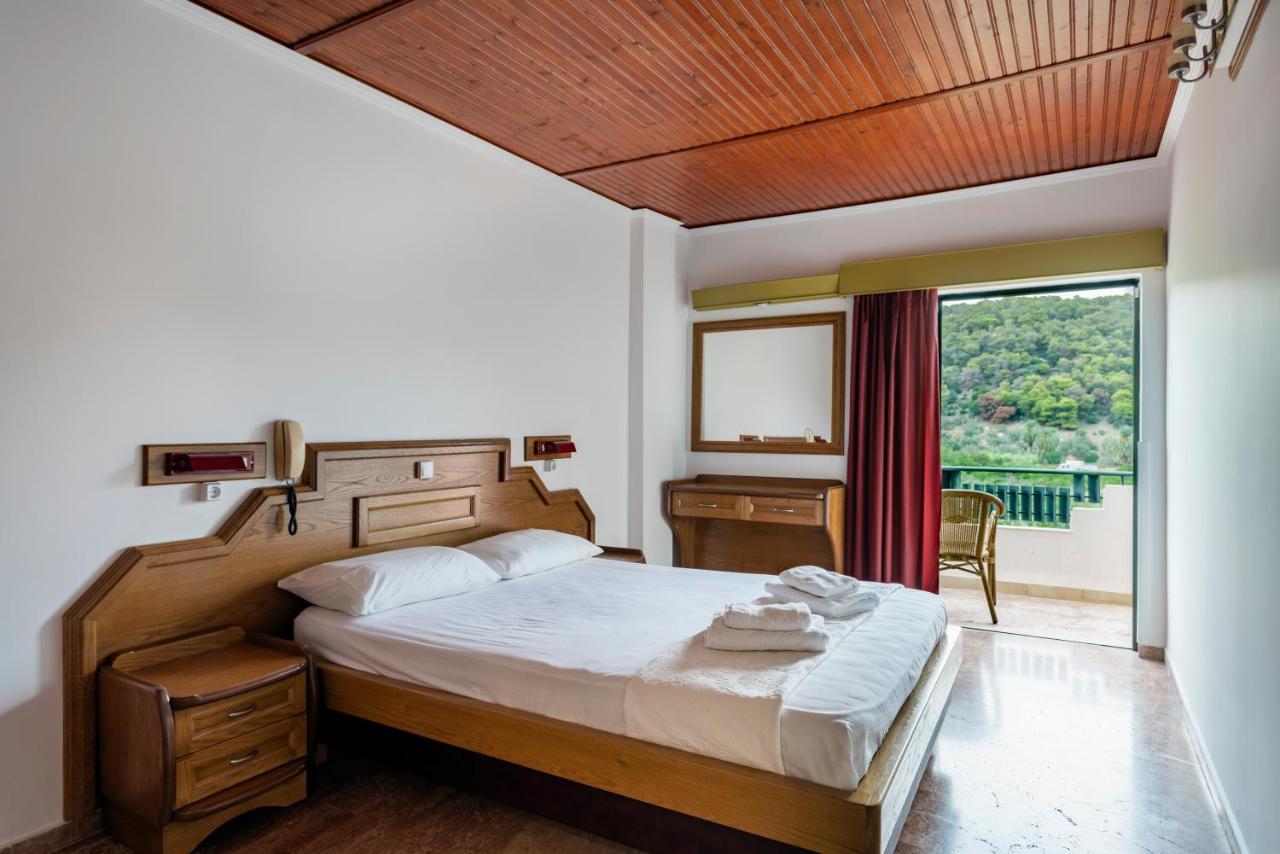 Binji Hotel Epidaurus Екстериор снимка