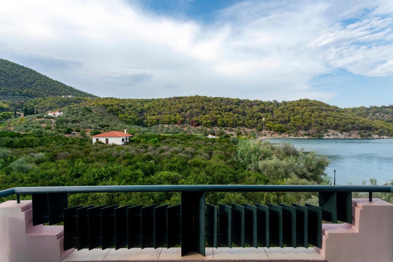 Binji Hotel Epidaurus Екстериор снимка
