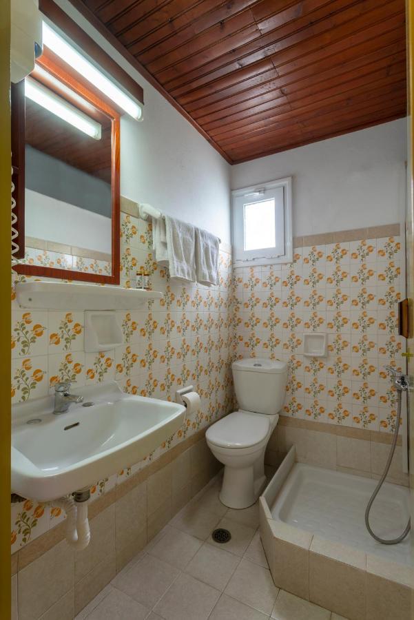 Binji Hotel Epidaurus Екстериор снимка