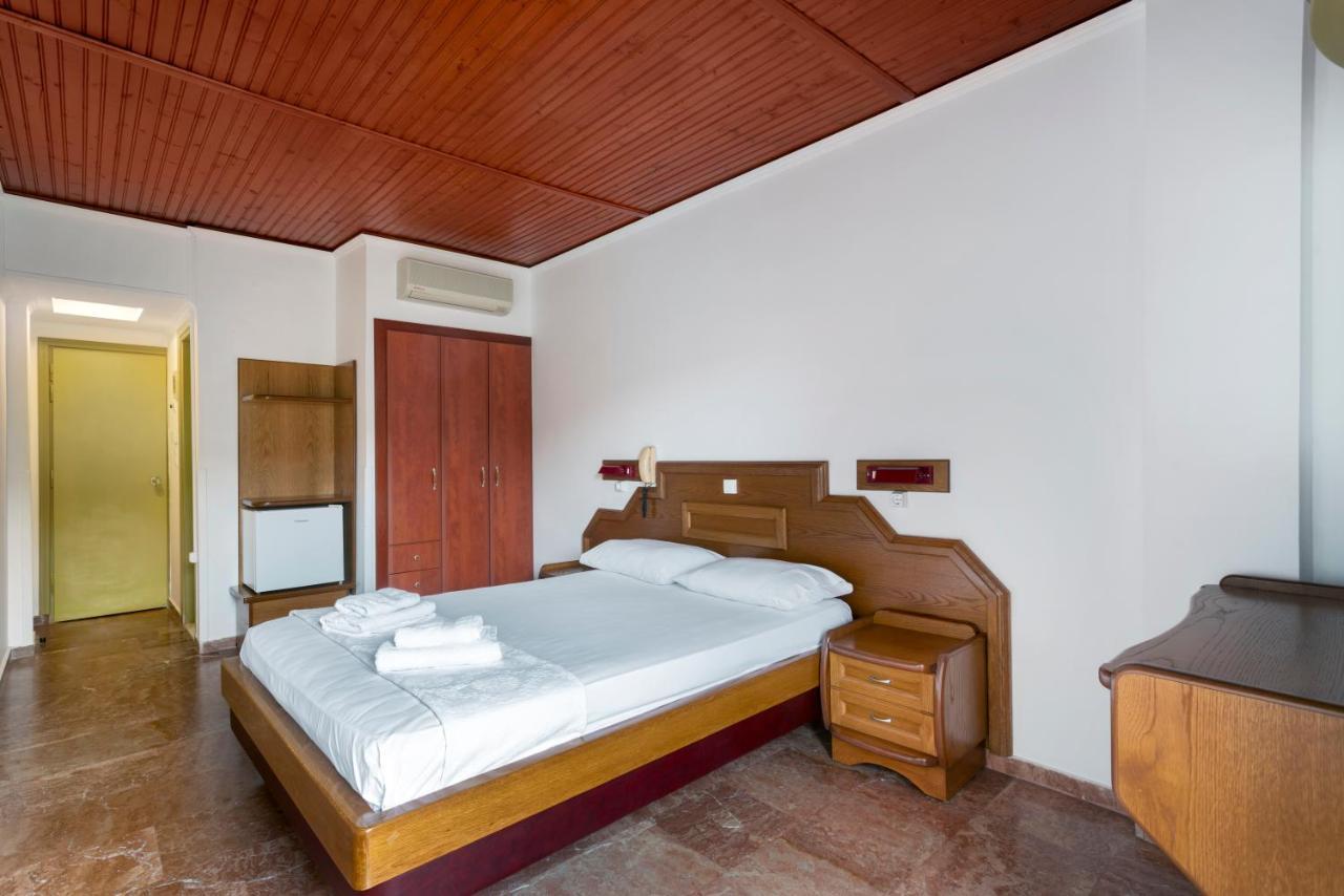 Binji Hotel Epidaurus Екстериор снимка